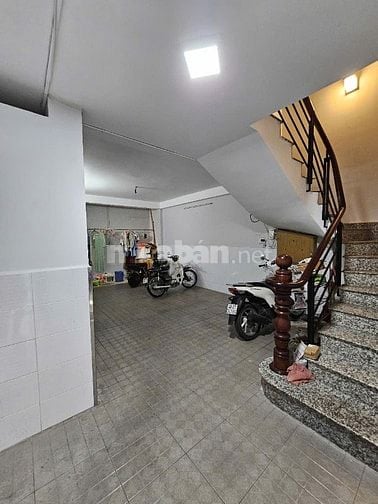 Hxt Nguyễn Đình Chiểu, quận 3, 4,2x13m (50m2), trệt 2 lầu st, 11,6 tỷ