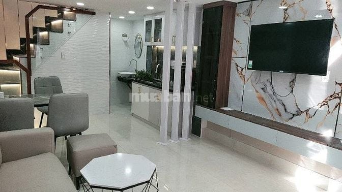 Nhà Phùng Hưng giá 2 tỷ 690 triệu có nội thất sẵn| gần chợ Kim Biên 5p