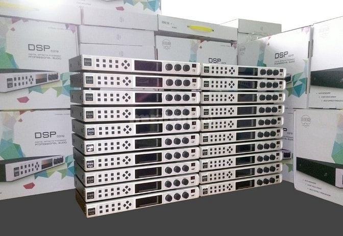 MIXER BBS EX-2000 – BỘ XỬ LÝ ÂM THANH KARAOKE CHUYÊN NGHIỆP 