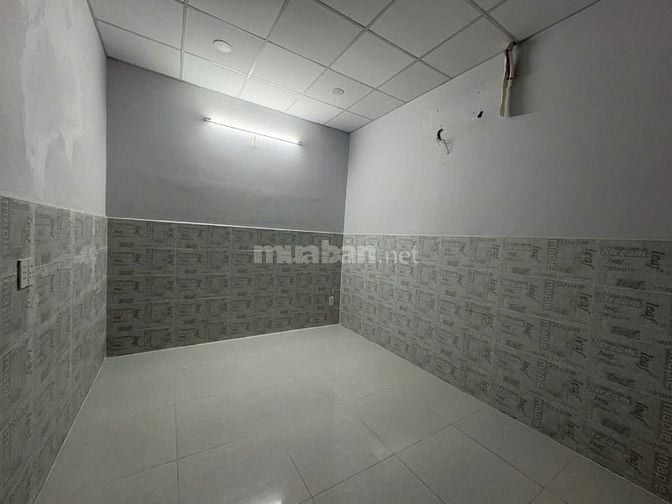 Cho thuê nhà mặt tiền Liên Khu 2-10, P.B.H.Hòa A, Q.B.Tân giá 9.5tr