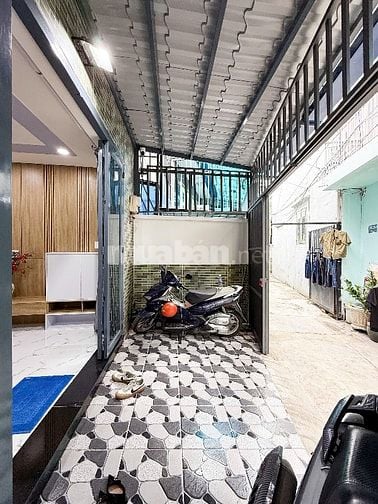 Nhà đẹp DT:4,6x10,5m CAO CẤP hẻm Nguyễn Kiệm, P3, Q.Gò Vấp.