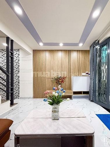 Nhà đẹp DT:4,6x10,5m CAO CẤP hẻm Nguyễn Kiệm, P3, Q.Gò Vấp.