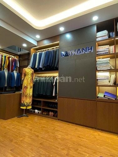 THÔNG BÁO TUYỂN DỤNG  * Nhà may Ba Thành cần tuyển:  THỢ MAY VEST NAM 
