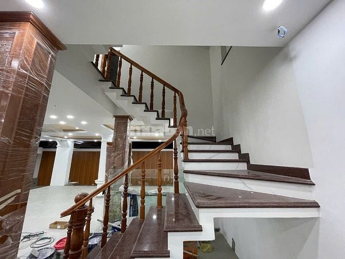 CHO THUÊ VP - CĂN HỘ ở 90 đường D2A khu dân cư Nam Long 