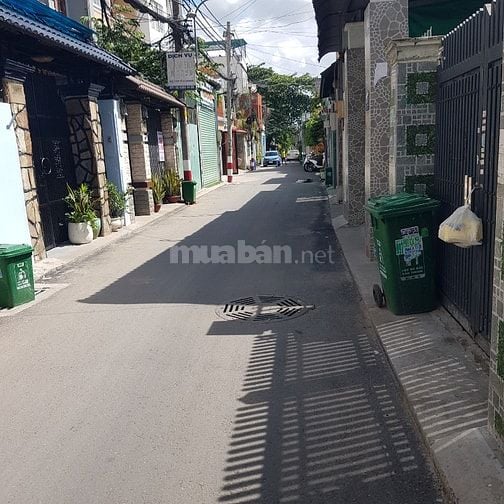 Cho thuê nhà cũ nguyên căn, cách phạm văn đồng 200m