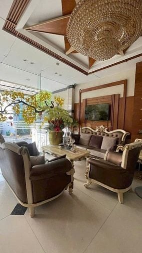 Bán CHdv 15PN. Sẵn dòng thu. Ngay bv 175. Sân bay TSN. Đầy đủ GPKd