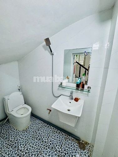 Nhà đẹp Giang Cao - Lô góc - 2 mặt ô tô - dòng tiền 15TR/tháng - 30x4T