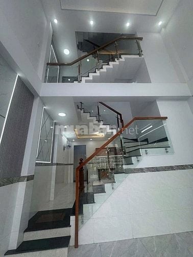 Bán gấp nhà ở đường Phan Huy Thực, phường Tân Kiểng, quận 7, giá 3 tỷ