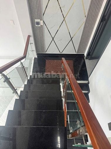 Bán gấp nhà ở đường Phan Huy Thực, phường Tân Kiểng, quận 7, giá 3 tỷ