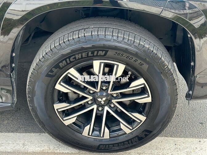 CẦN BÁN NHANH MITSUBISHI PAJERO SPORT 2020 4x4AT