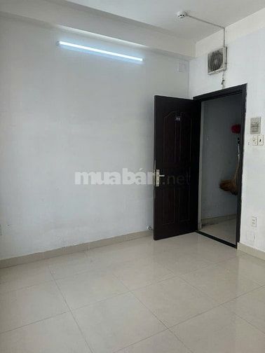 Cho thuê phòng mới đẹp WC riêng tại Nguyễn Lâm, P.6, Q.10