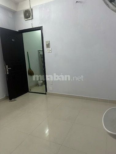 Cho thuê phòng mới đẹp WC riêng tại Nguyễn Lâm, P.6, Q.10