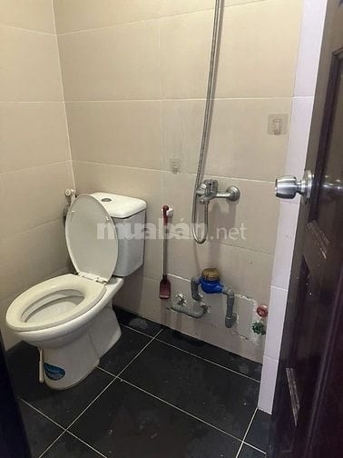 Cho thuê phòng mới đẹp WC riêng tại Nguyễn Lâm, P.6, Q.10