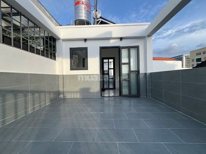 Nhà 3 Lầu tuyệt đẹp thiết kế cổ điển DT:4.1x11m Trệt 2Lầu ST nhà mới
