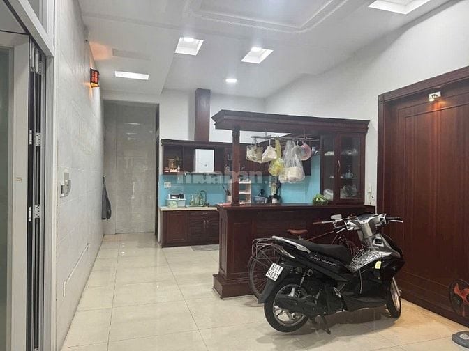 💎 BIỆT THỰ PHỐ MẶT TIỀN LÊ THÚC HOẠCH– CÓ HẦM – GIẢM SÂU 2,2 TỶ – DU