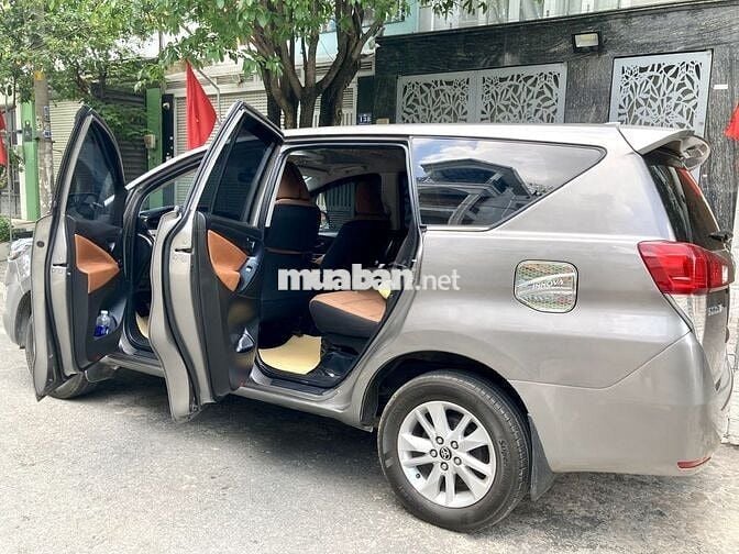 Bán Toyota INNOVA 2020E xe Zin đẹp nhà dùng: 427tr