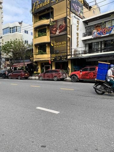 bán lô đất mặt tiền đường Hồ Nghinh_ cạnh ngay bãi tắm Mỹ Khê. 