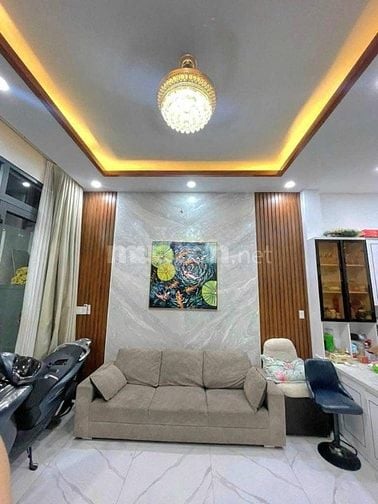 Kẹt tiền bán nhà Sư Vạn Hạnh, Phường 12, Quận 10, Giá 3 tỷ250, DT 55m2