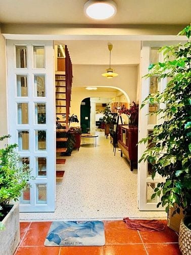 Nhà sát vách Q1,sang trọng, giá tốt nhất trong cùng khu vực