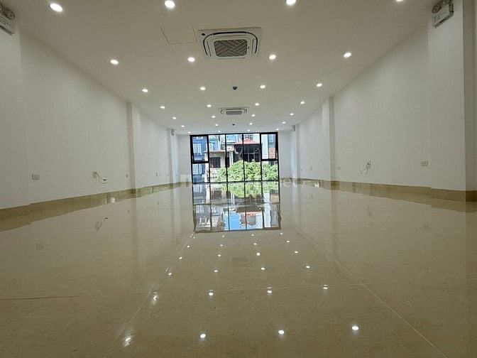 Bán toà nhà 9 tầng phố Nguyễn Ngọc Nại, TX, 100m2, có hầm, đủ PCCC