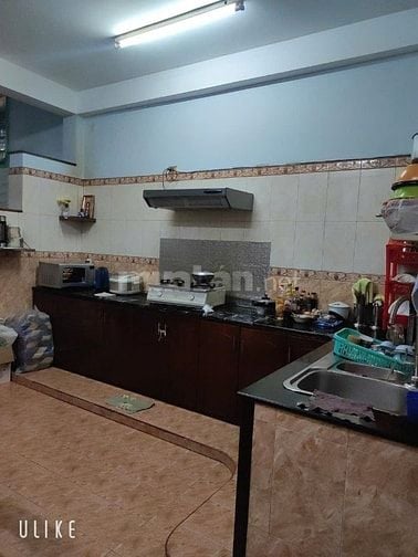 Bán nhà 2 tầng CHDV khu Bàu cát, 90m2, có 10 phòng, giá  6,68 tỷ.