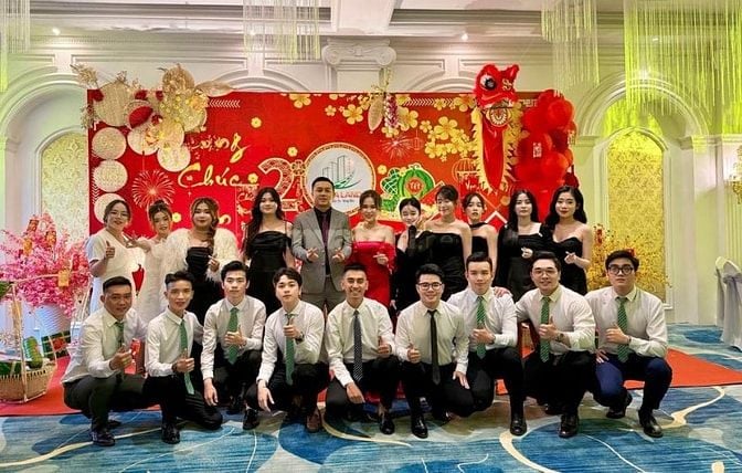 TẠI ĐÂY CÓ CÔNG VIỆC NGON HƠN NYC LƯƠNG ĐỘT PHÁ-TƯ DO PHÁT TRIỂN