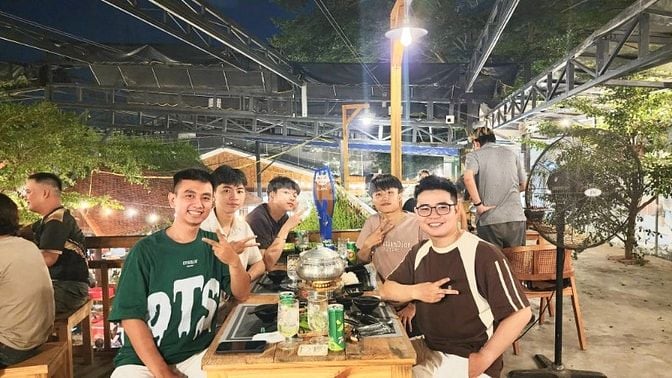 TẠI ĐÂY CÓ CÔNG VIỆC NGON HƠN NYC LƯƠNG ĐỘT PHÁ-TƯ DO PHÁT TRIỂN