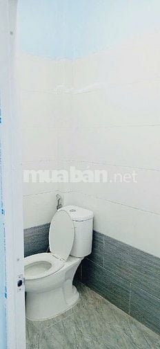 Cho thuê nhà hẻm xe tải Kinh Dương Vương 9 triệu 