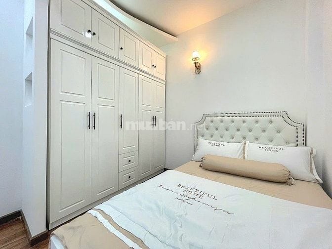 Bán nhà 45,2m2 giá 2 tỷ 050 triệu đường Đoàn Văn Bơ, phường 14, quận 4