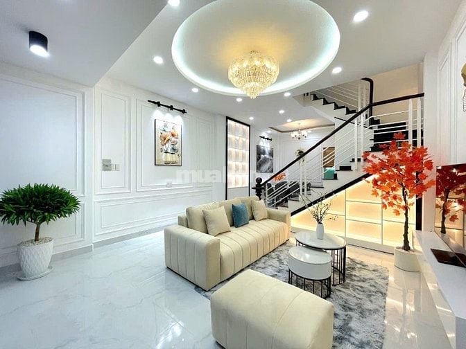 Bán nhà 45,2m2 giá 2 tỷ 050 triệu đường Đoàn Văn Bơ, phường 14, quận 4