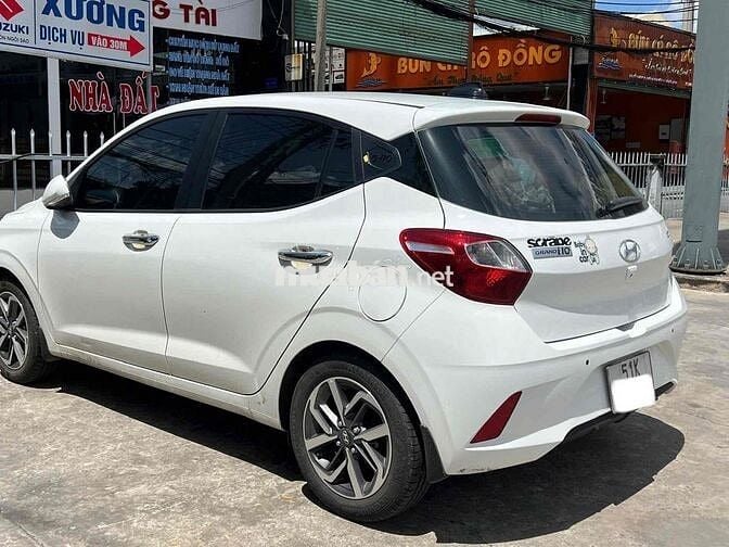 Hyundai Grand i10 2023 1.2 AT Full