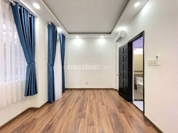 Bán nhà 45,2m2 giá 2 tỷ 050 triệu đường Đoàn Văn Bơ, phường 14, quận 4