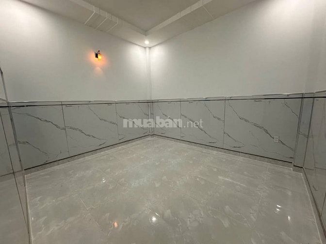 Đi nước ngoài định cư bán gấp nhà ở mặt tiền đường Nguyễn Công Trứ, ph