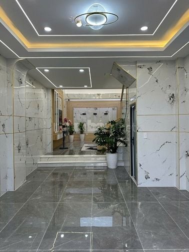 Bán nhà mặt tiền đương Thạnh Xuân 13 , 72 m2, , 3 tầng, sổ Hồng
