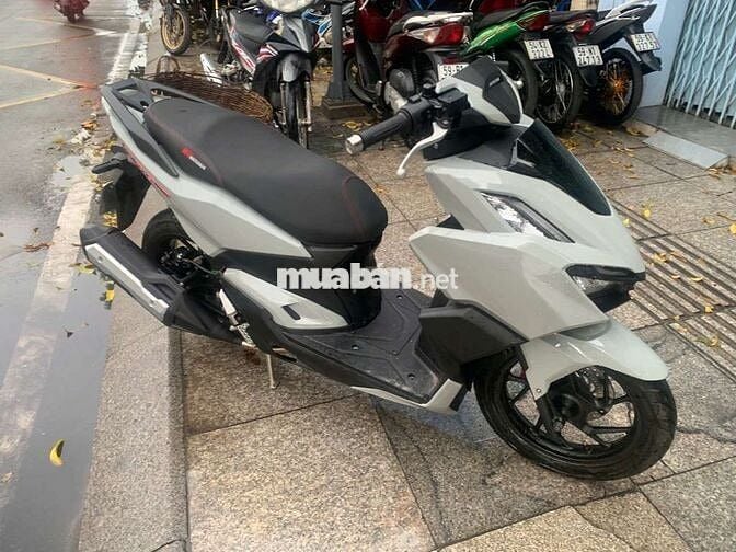 Honda Vario 160 ABS 2023 mới 90% Bstp chính chủ