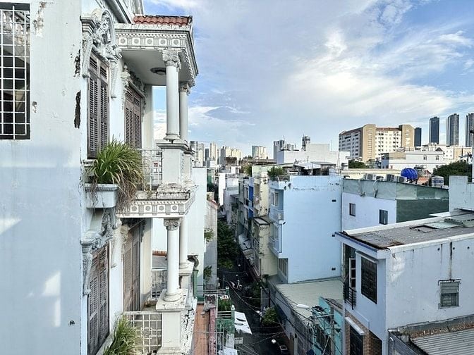 HẺM XE HƠI GIÁP Q1- NGAY PHAN VĂN HÂN- 100m2- 5 TẦNG- 17 TỶ TL