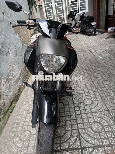 ce nhà ít đi giữ kỹ