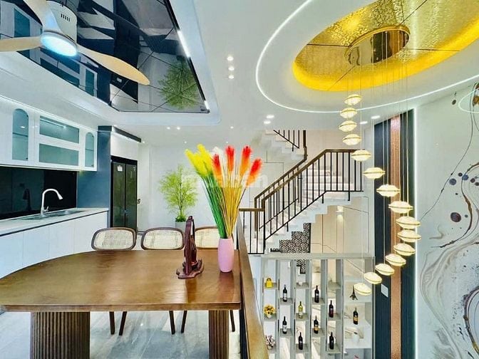 ☘️ CHÍNH CHỦ CẦN RA GẤP NHÀ YÊU THƯƠNG THẠCH THỊ THANH TÂN ĐỊNH Q1