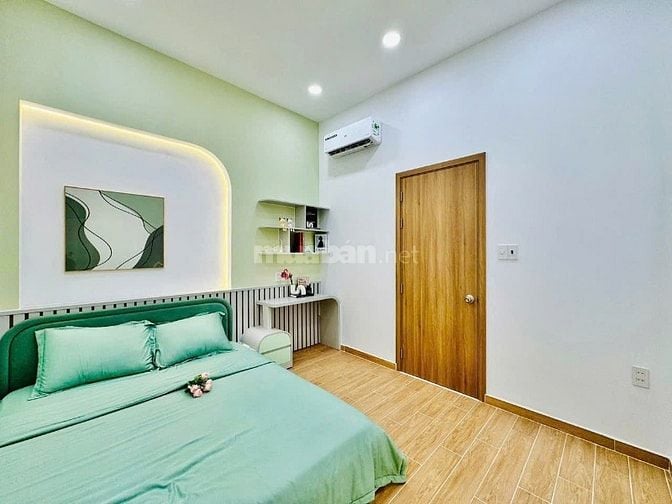 Nhà 2 lầu tuyệt đẹp Cao Cấp hẻm Bùi Quang Là, P12, Q.Gò Vấp.