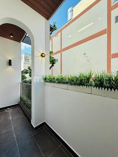 Nhà 2 lầu tuyệt đẹp Cao Cấp hẻm Bùi Quang Là, P12, Q.Gò Vấp.
