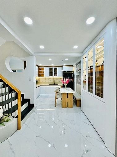 Kẹt vốn KD bán gấp nhà Nguyễn Văn Bá, Bình Thọ, Thủ Đức. Chỉ 2,34tỷ.