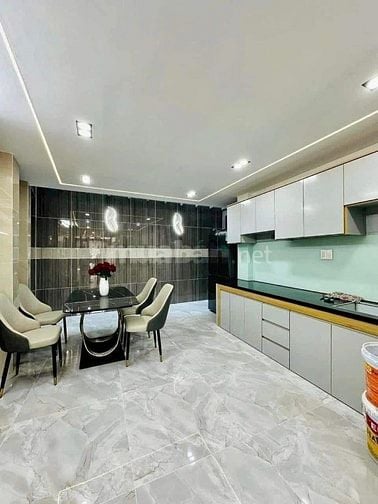 Gấp bán nhà 48m2 2tỷ150 P24 Phan Chu Trinh. Sổ hồng riêng chính chủ.