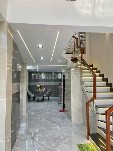 Gấp bán nhà 48m2 2tỷ150 P24 Phan Chu Trinh. Sổ hồng riêng chính chủ.