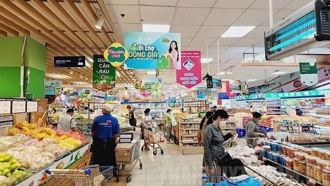 Tuyển gấp nhân viên bán hàng, nhân viên kho