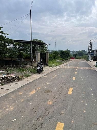 Chính Chủ cần bán lô đất Phường Khánh Bình Tân Uyên Bình Dương
