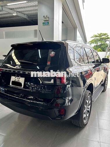 Ford Everest 2022 Titanium 2.0L 4x2 AT - 16200 km