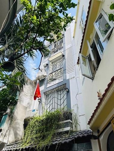 Chủ định cư cần bán gấp căn tại Nguyễn Tiểu La, P.8, Q.10 giá 1TY8