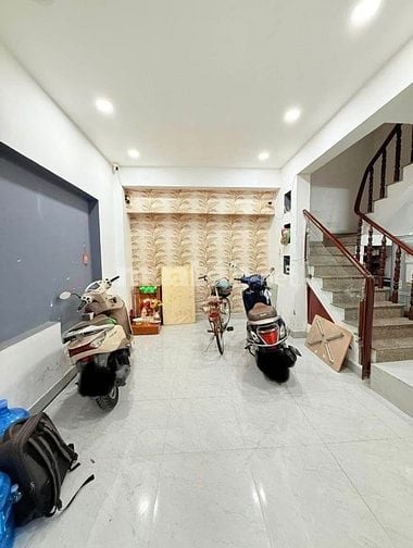 Chủ định cư cần bán gấp căn tại Nguyễn Tiểu La, P.8, Q.10 giá 1TY8