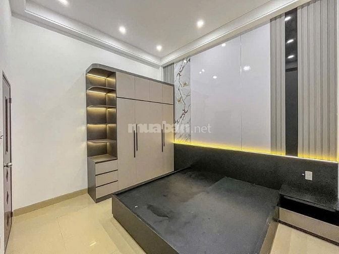 Bán căn Nguyễn Văn Quá, Quận 12 ̉̉64m2, 2 tỷ 050. Hẻm 5m. Sổ riêng.