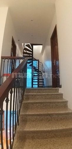 🎉 Cho Thuê Biệt Thự sân vườn 3 Tầng Siêu Đẹp Tại Cự Khối – Long Biên 